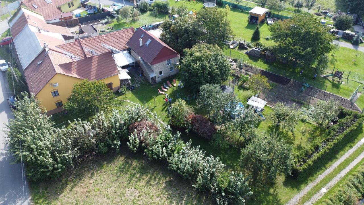 Apartman Hulin, Chrastany - Bily Eksteriør billede