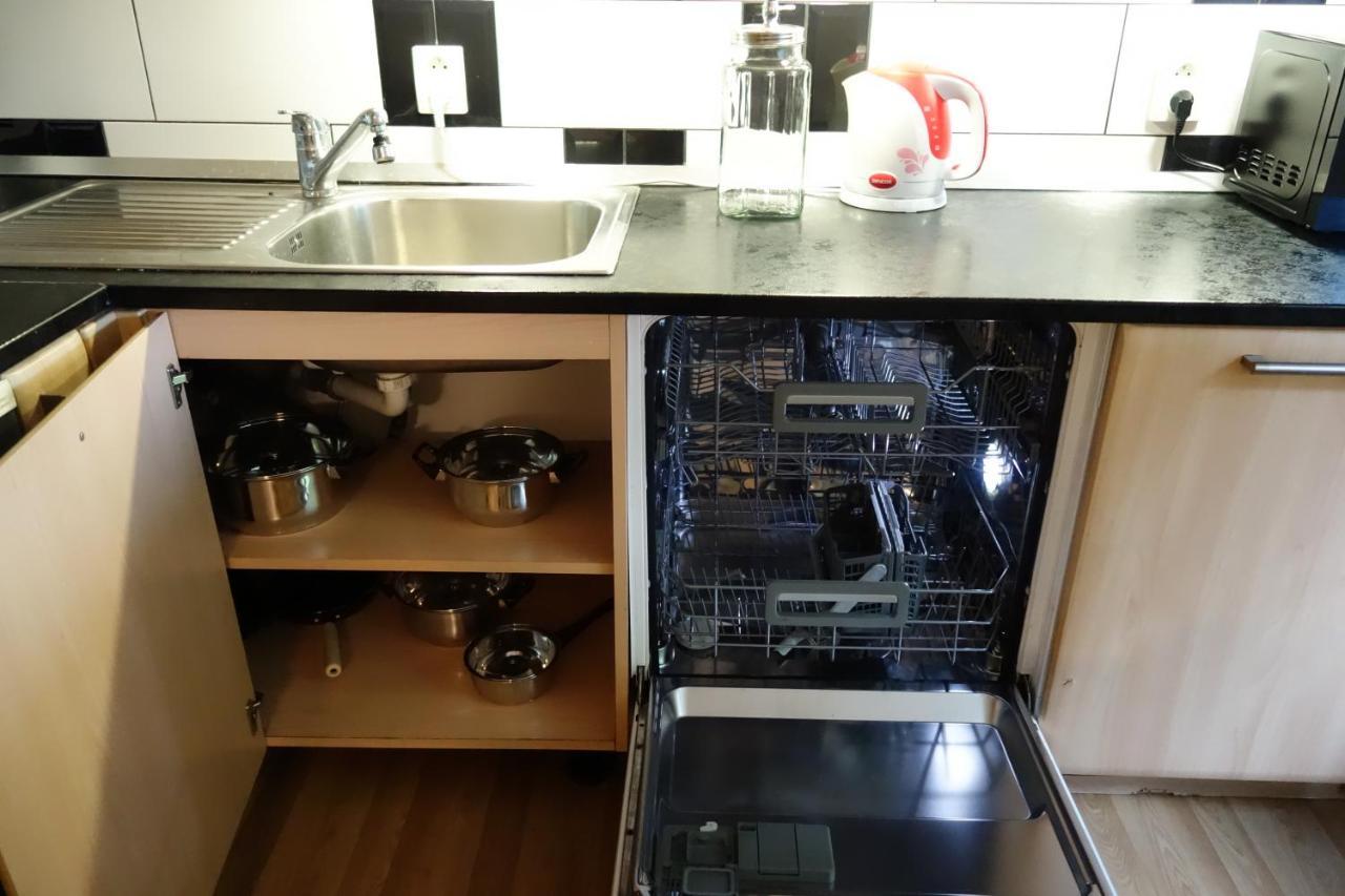 Apartman Hulin, Chrastany - Bily Eksteriør billede