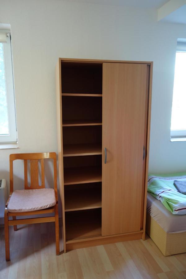 Apartman Hulin, Chrastany - Bily Eksteriør billede